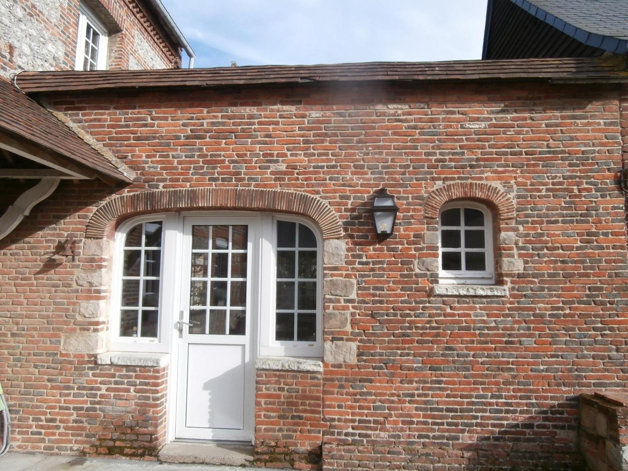Au Claire De Lune Le Bourg-Dun Exterior photo